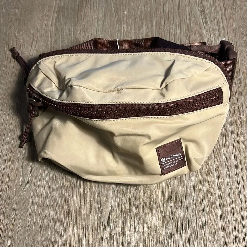 COPY - Brand New ⚡️ lululemon All Day Essentials Belt Bag - Sold Out Online